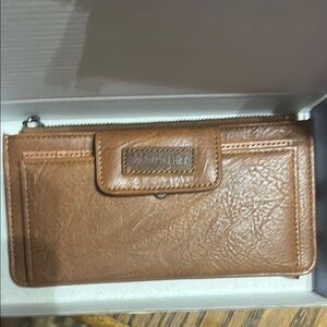 Wrangler Woman Wallet/Clutch.  **BRAND NEW*